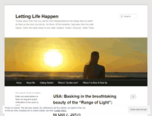 Tablet Screenshot of lettinglifehappen.com